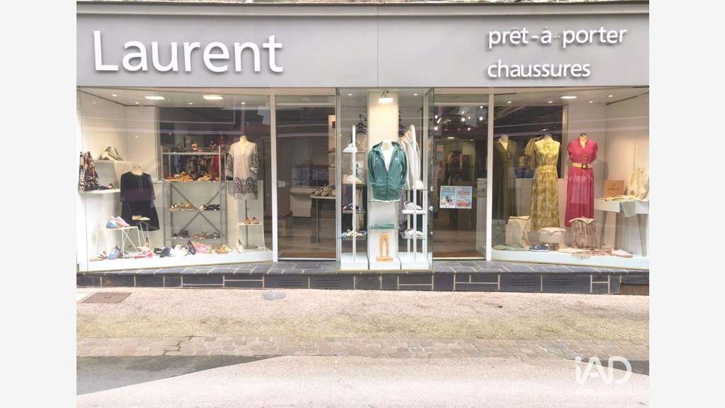 Vente FDC vêtements et chaussures à La Ferté-Macé