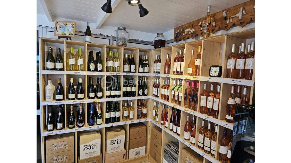 Vente cave à vins de 240m² à Saint François