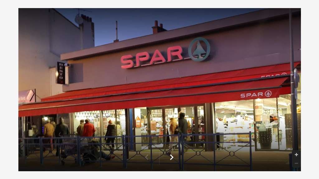 Reprise commerce alimentaire SPAR à ST GILLES