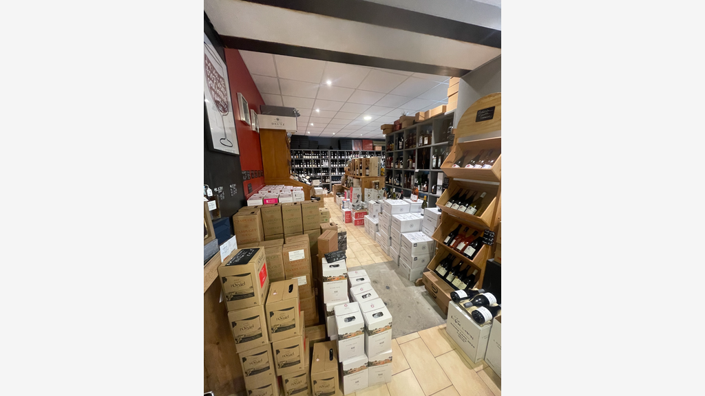 Vente cave à vins à Saint-Hilaire-de-Brethmas