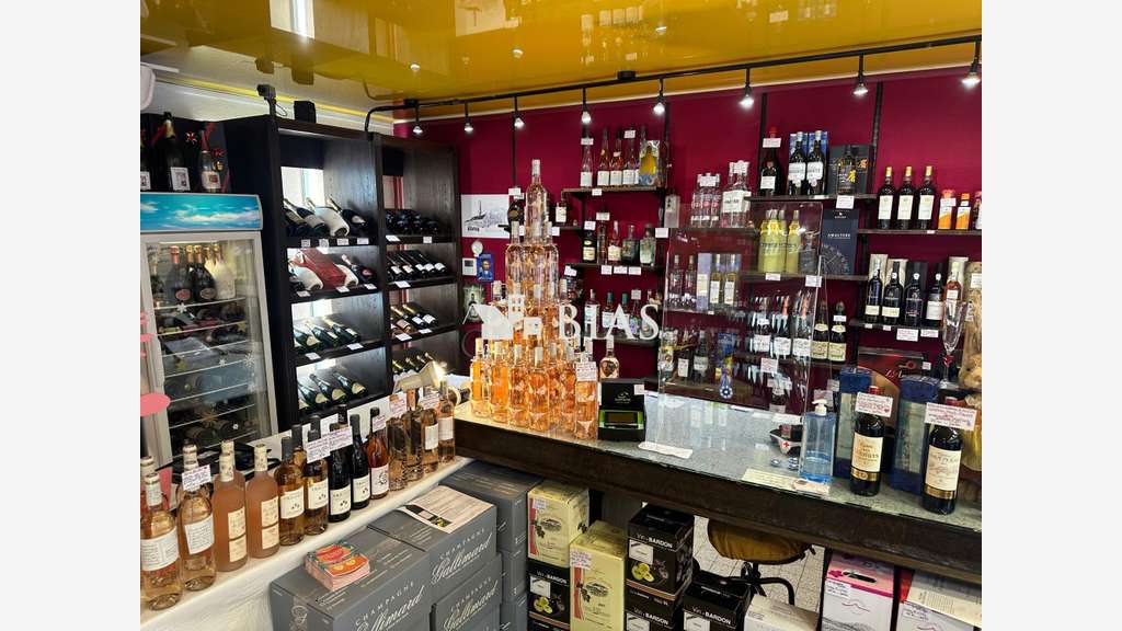 A vendre cave à vin emplacement privilégié Herblay