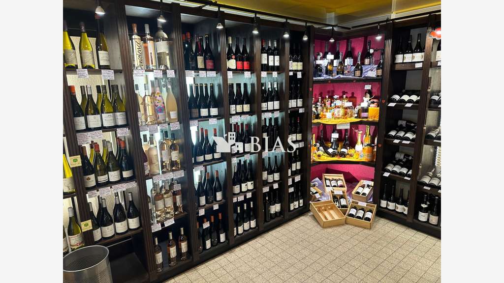 A vendre cave à vin emplacement privilégié Herblay