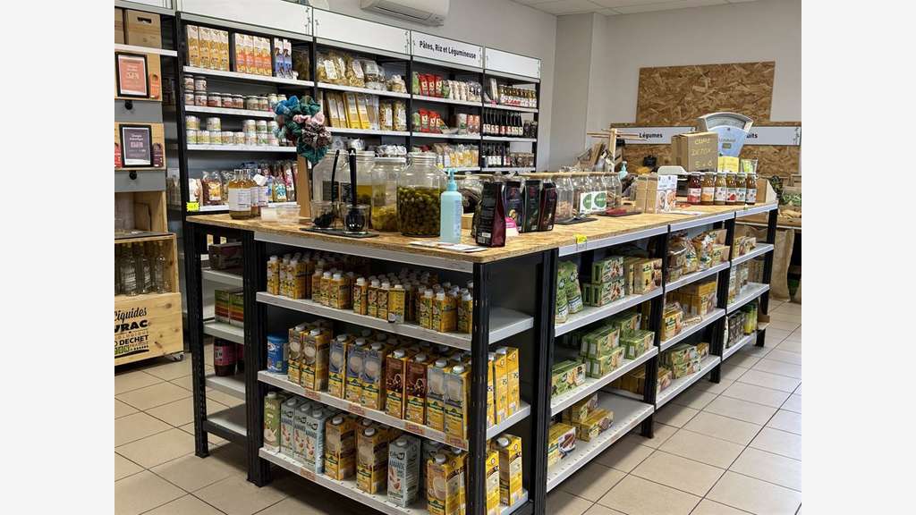 À céder magasin bio idéal pour personne seule 21