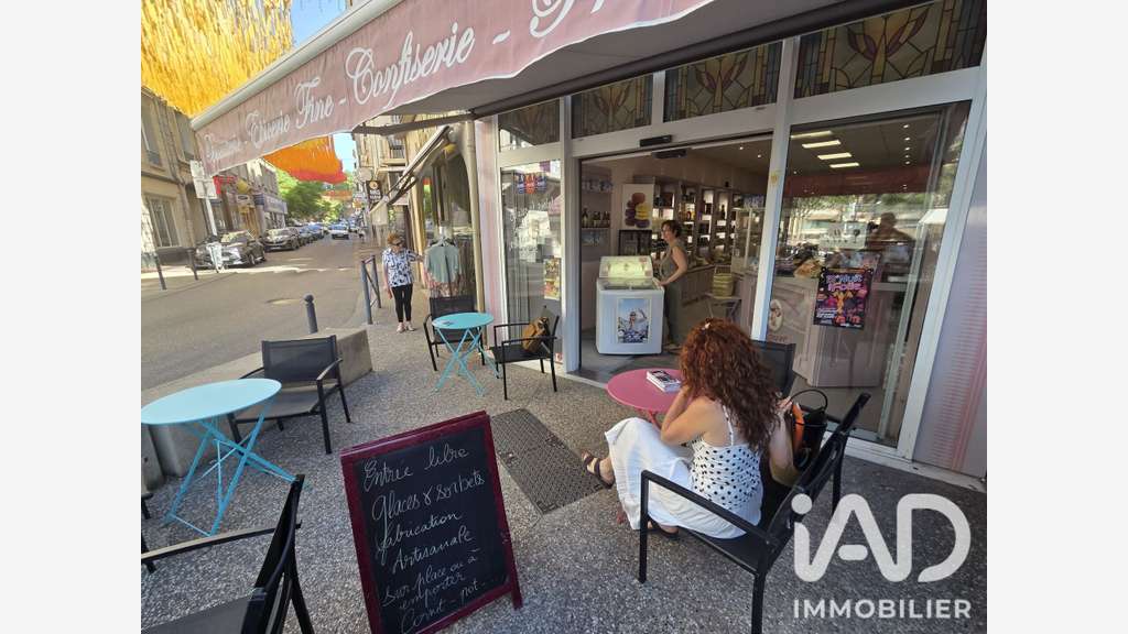 Vente commerce alimentation au centre d'Annonay