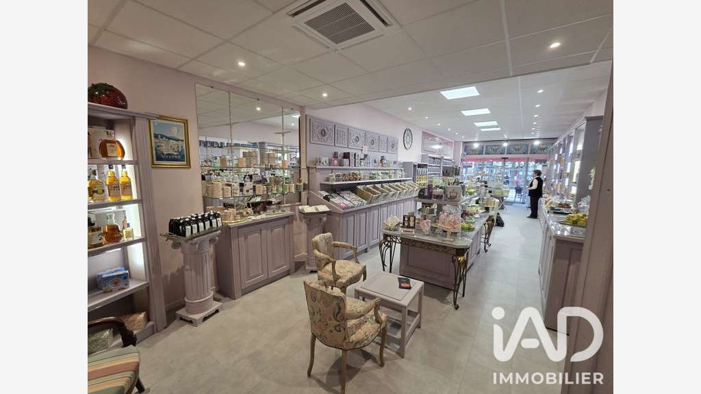 Vente commerce alimentation au centre d'Annonay