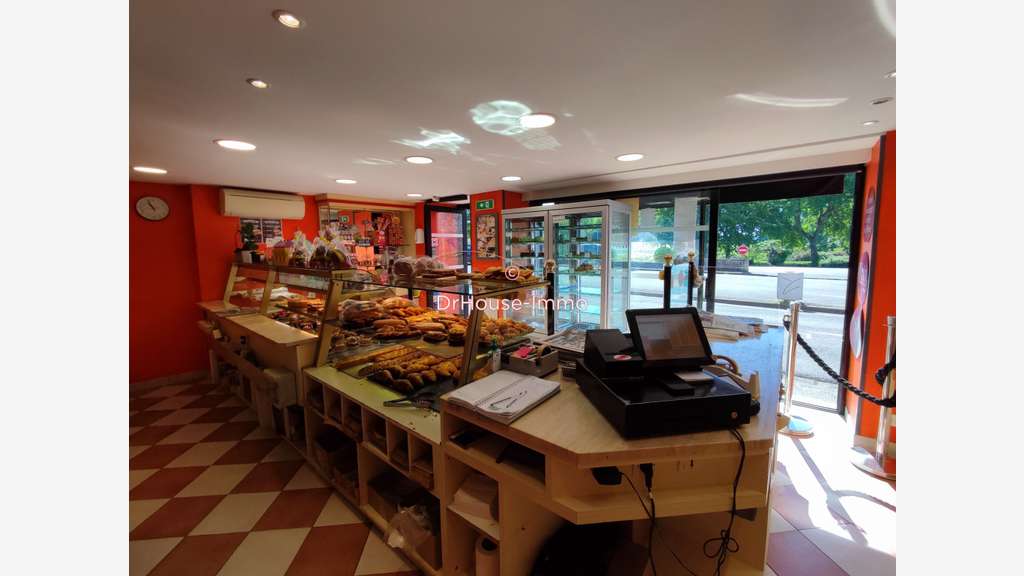 AV FDC boulangerie de 130m² à Blainville-sur-Orne