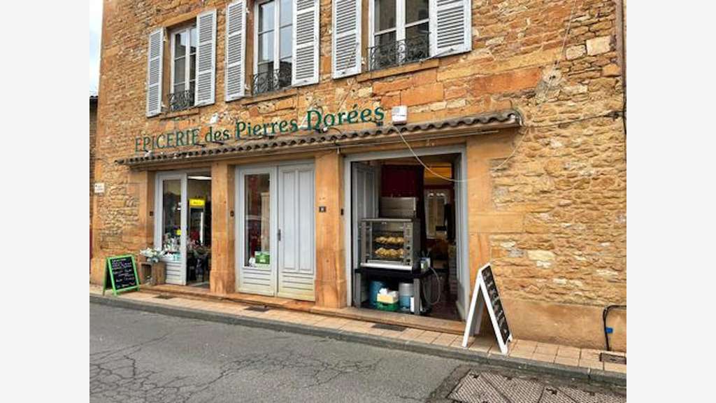 Vente épicerie de 75m² à Charnay centre