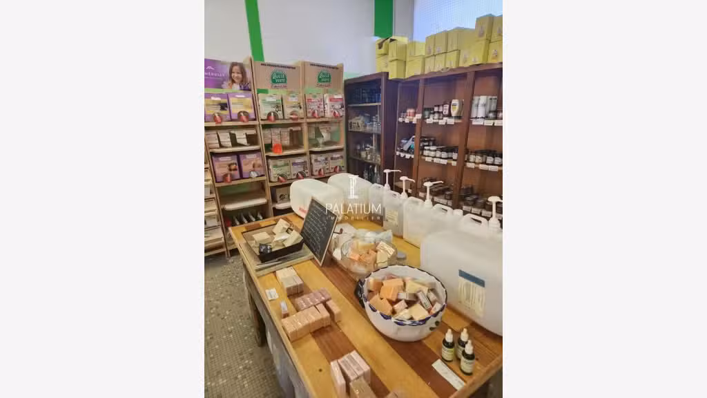 Fonds de commerce à vendre empl N°1 St Auban
