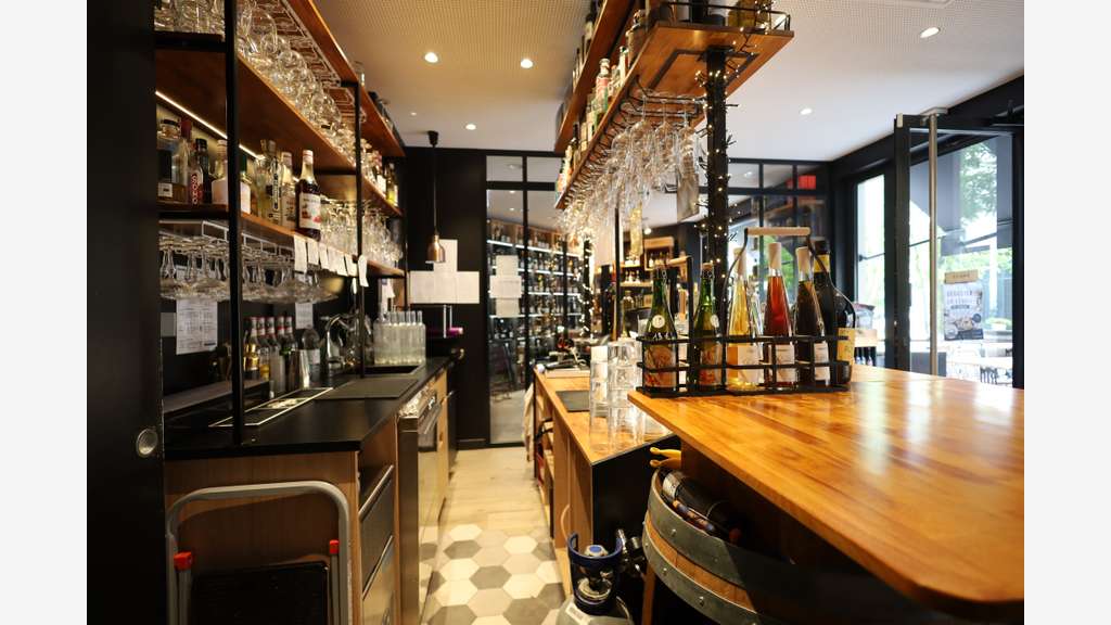 AV caviste et bar à vin Clamart place du Panorama