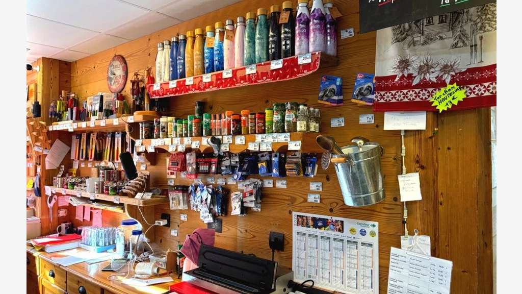 Vente supérette Proxi centre village à Hauteluce 