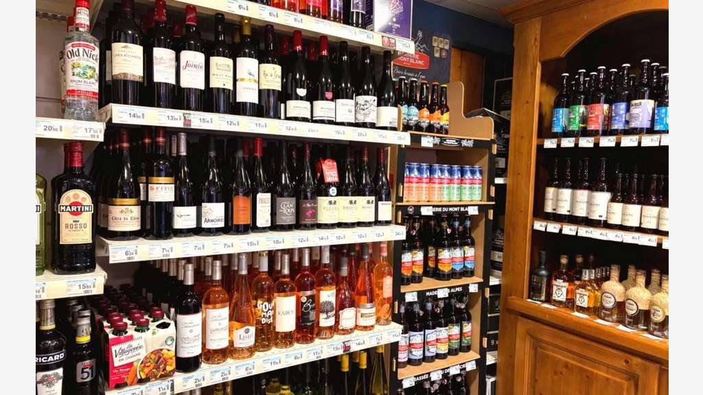 Vente supérette Proxi centre village à Hauteluce 