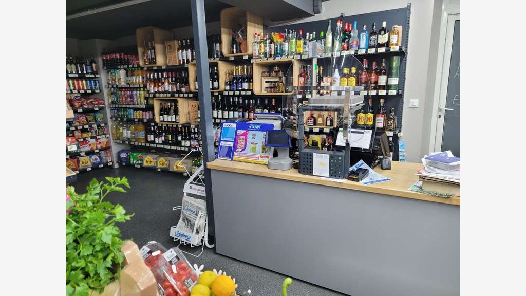 Reprise commerce alimentaire VIVAL dept Loiret