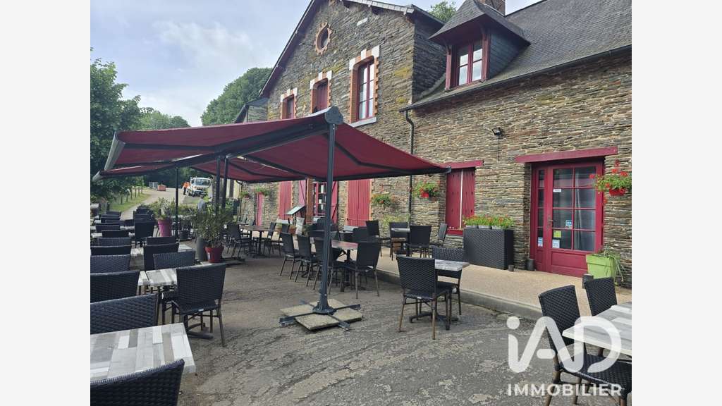 AV crêperie pizzeria terrasse à Moisdon-la-Rivière