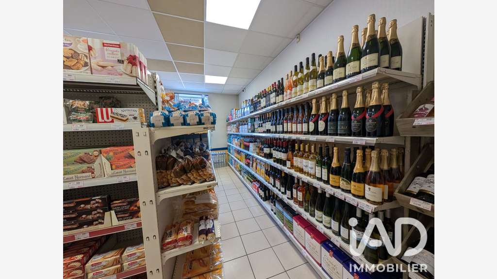 Vente épicerie, tabac, presse à St-Mars-d'Outillé