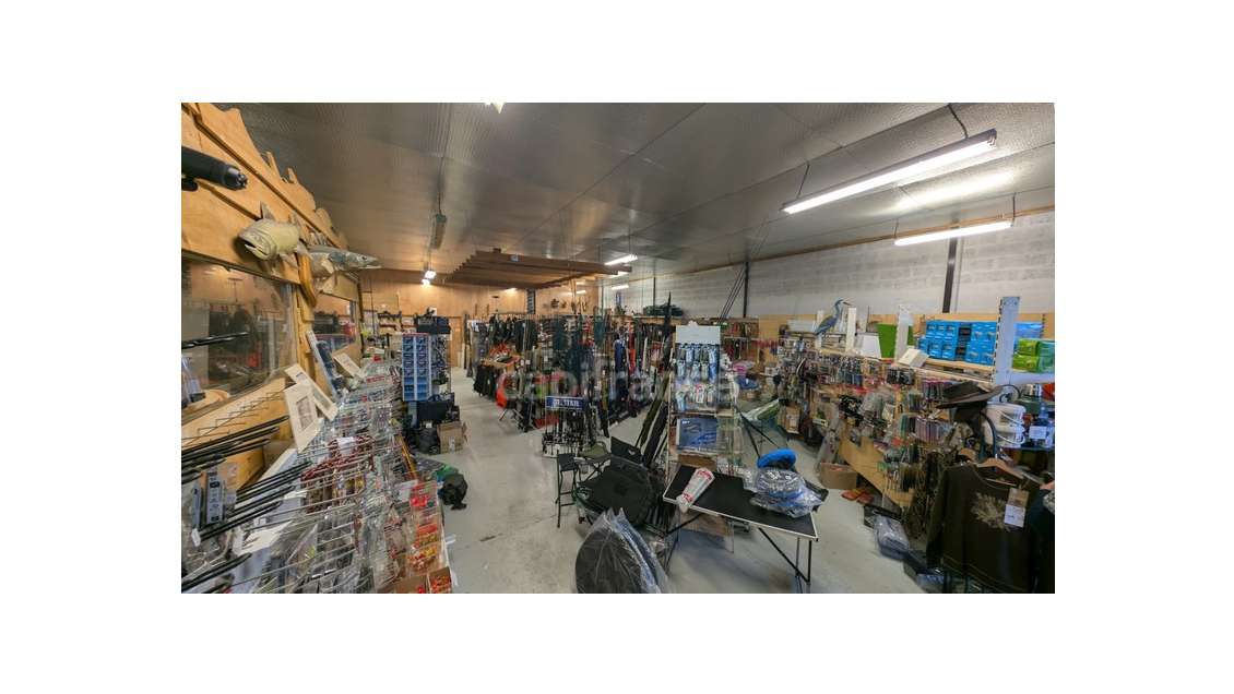 A vendre FDC armurerie chasse pêche à Falaise