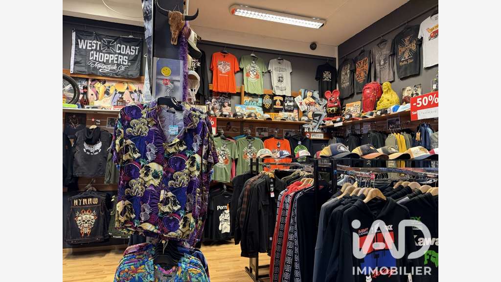 Vente FDC Habillement-textile au Cap d'Agde port