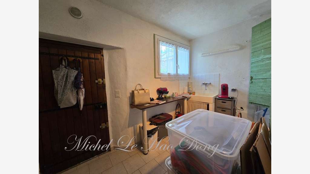 Cède boutique de prêt à porter au coeur de Quissac