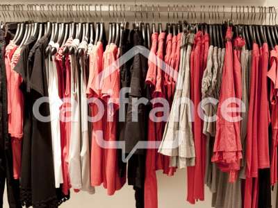 Vente boutique prêt-à-porter marina de St François