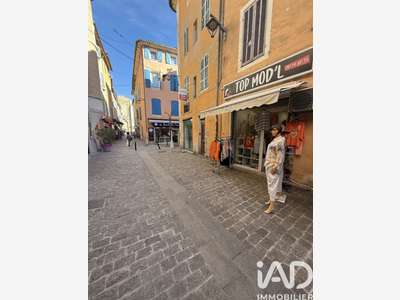 Vente FDC prêt-à-porter St-Maximin-la-Sainte-Baume
