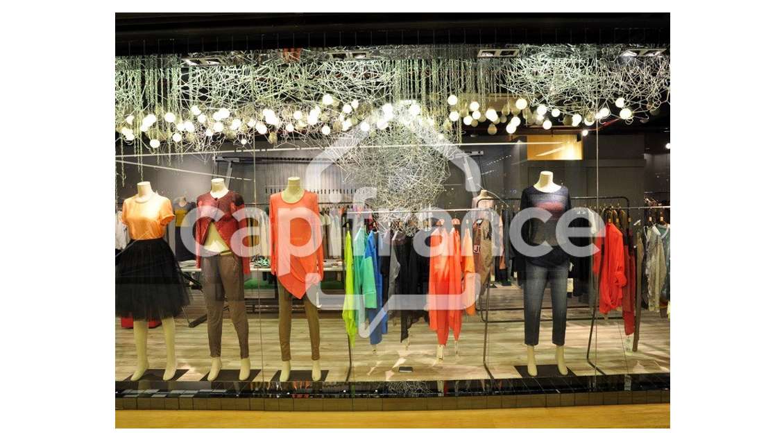 Vente boutique mode & accessoires à Lyon 69002