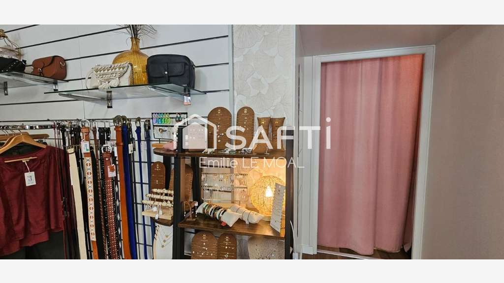 À vendre fonds de commerce prêt-à-porter à Romille