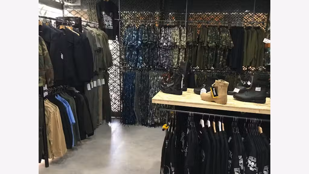 Magasin de Vêtements unique à vendre à Rouen 