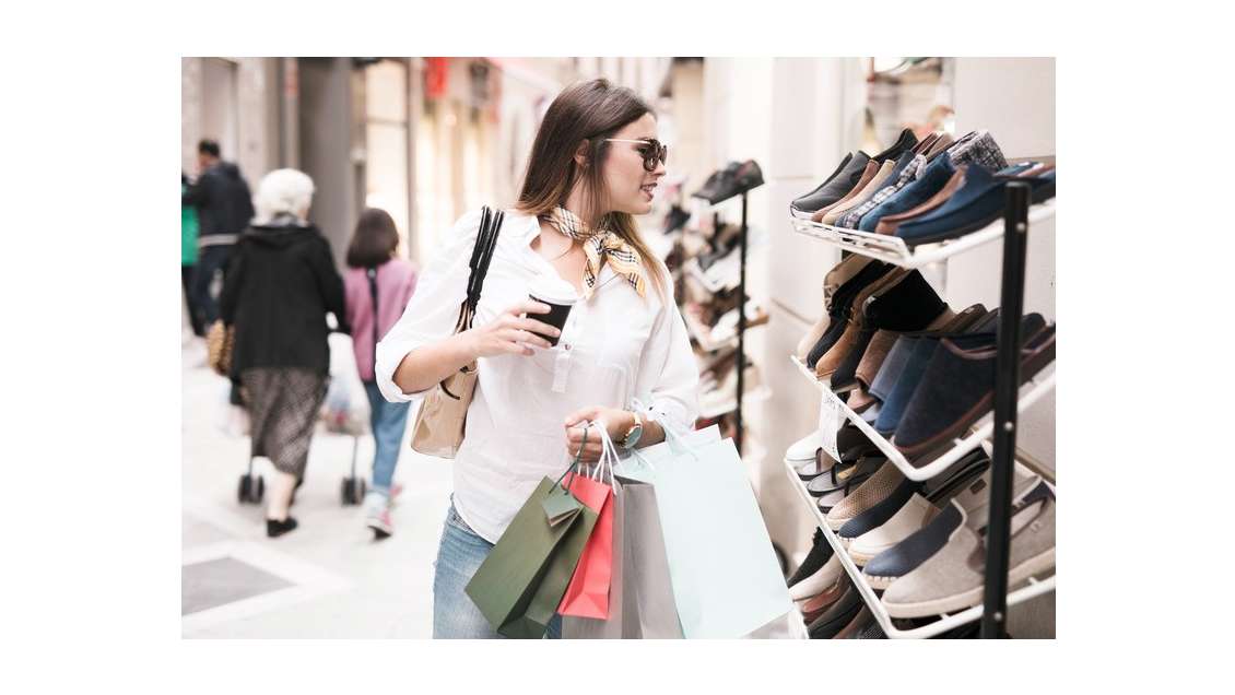 Vente magasin de chaussures reconnu à Challans