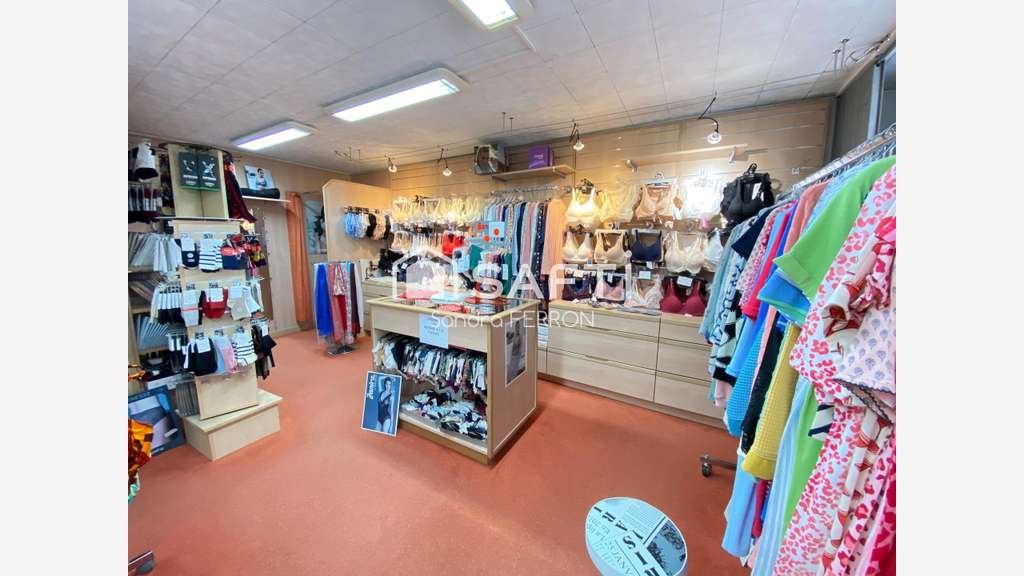 Mercerie lingerie fort potentiel St Jean d'Angély