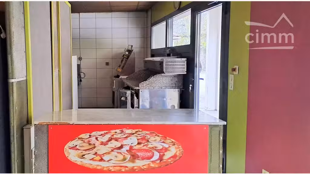 Vente mûrs + fonds de pizzeria à Aoste centre