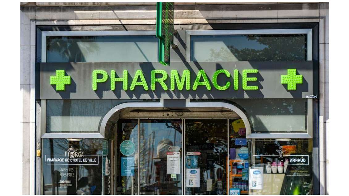 Vente pharmacie 160m² en centre ville de Poitiers