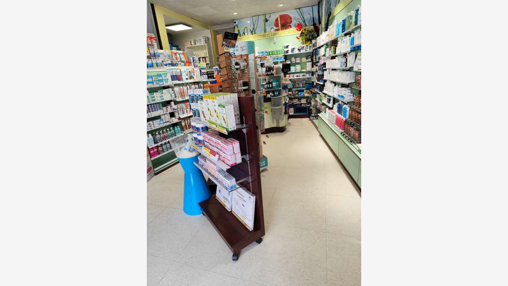 A vendre FDC pharmacie forte visibilité en Gironde