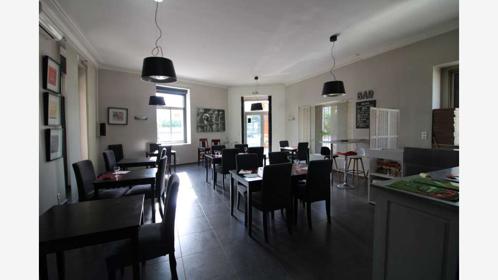 Vente pizzeria terrasse sur place et VAE à Alès