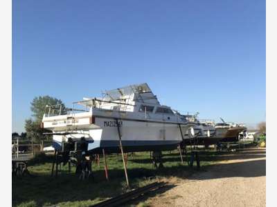 Vend PME bateaux mécanique gardiennage agricole 30