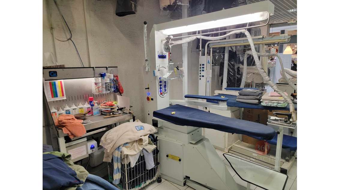 Pressing blanchisserie à vendre C.C. Ouest Aveyron