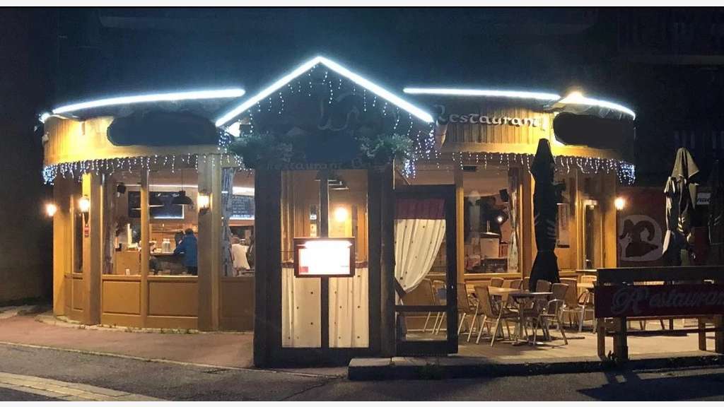 A vendre restaurant en front de neige station 73