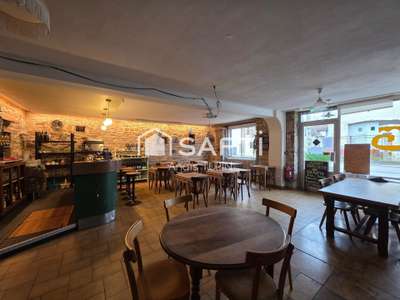 Vente restaurant 300m² à fort potentiel à Cramans