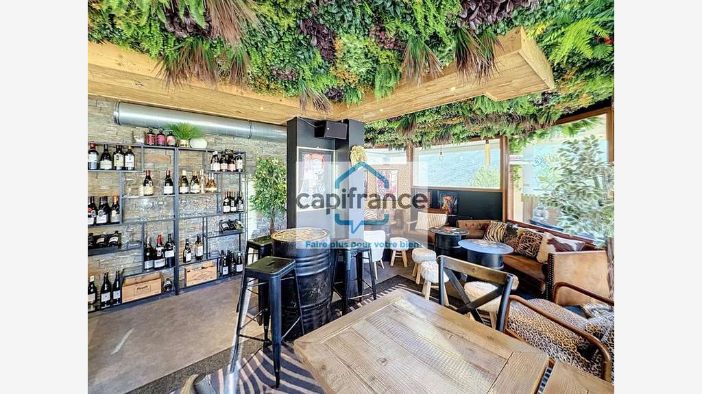 A vendre FDC petite restauration bar à vin Savoie