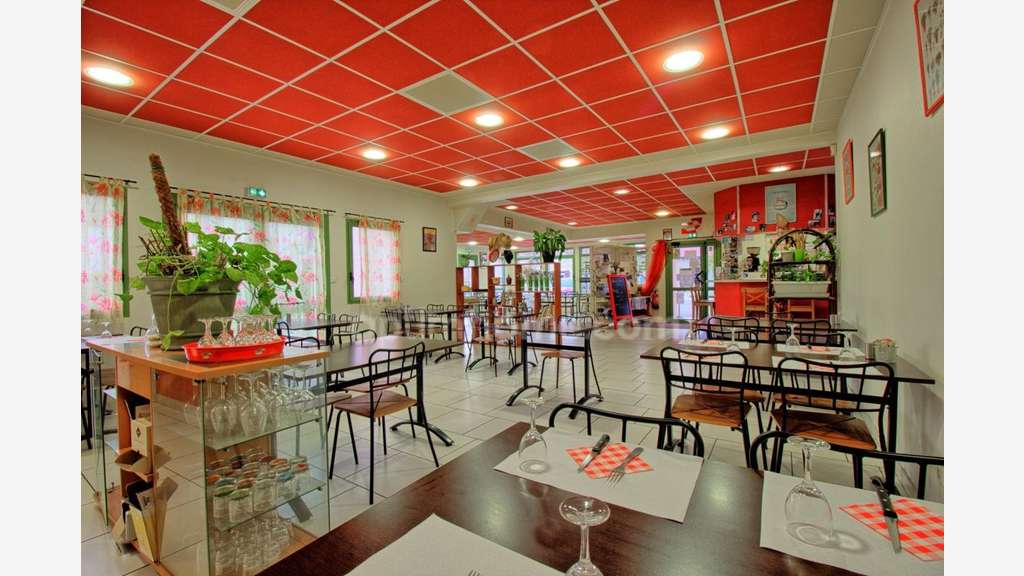 À vendre fonds de restaurant & bar à Auxonne