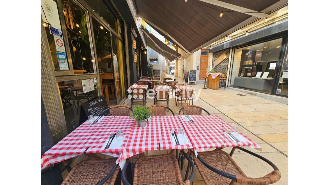 Vente restaurant terrasses à Avignon intra muros
