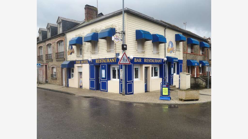 à vendre BELLOU EN HOULME FDC + Murs Bar 