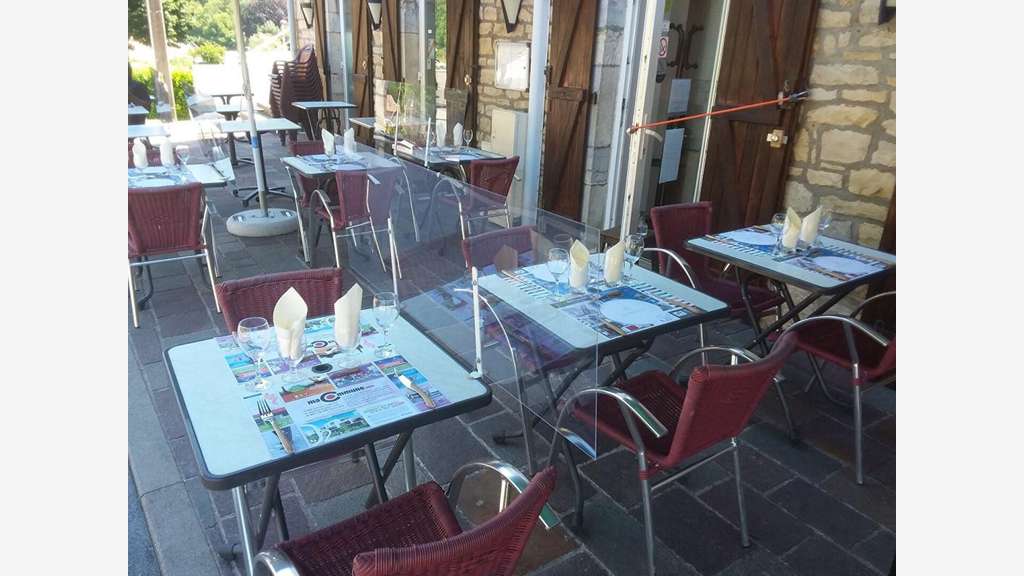 Cession restaurant bar + appart 92m² à Besançon