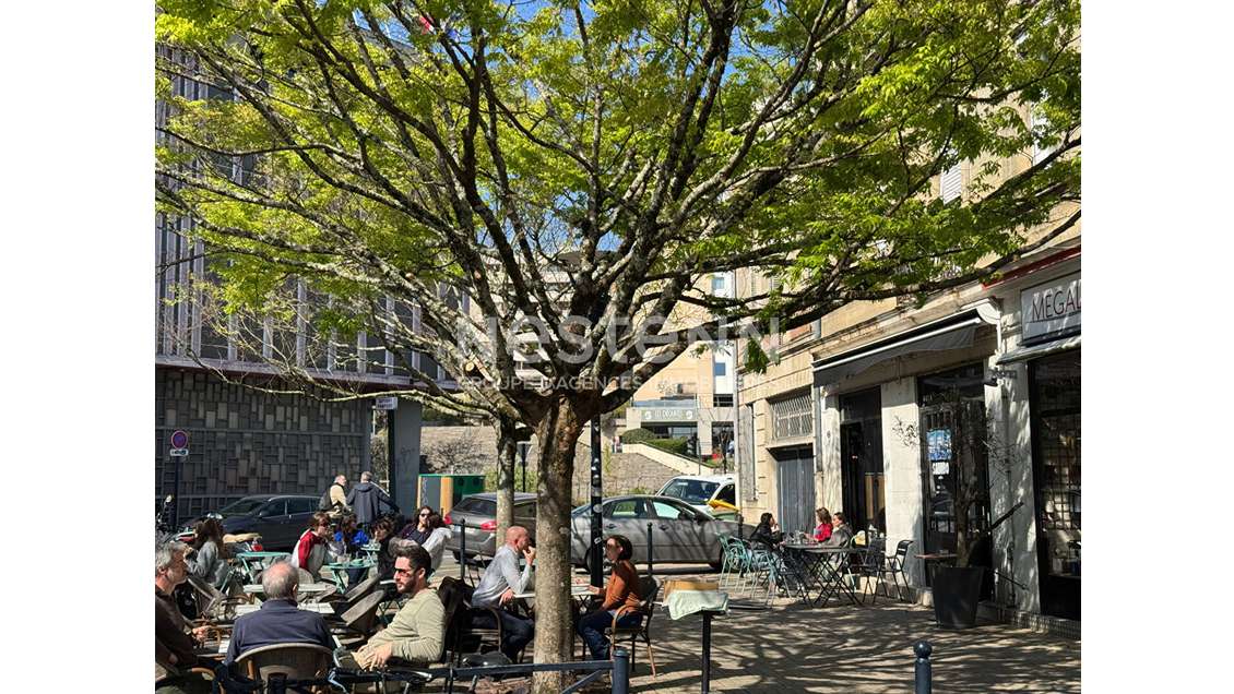 Vente restaurant licence IV extraction à Bordeaux