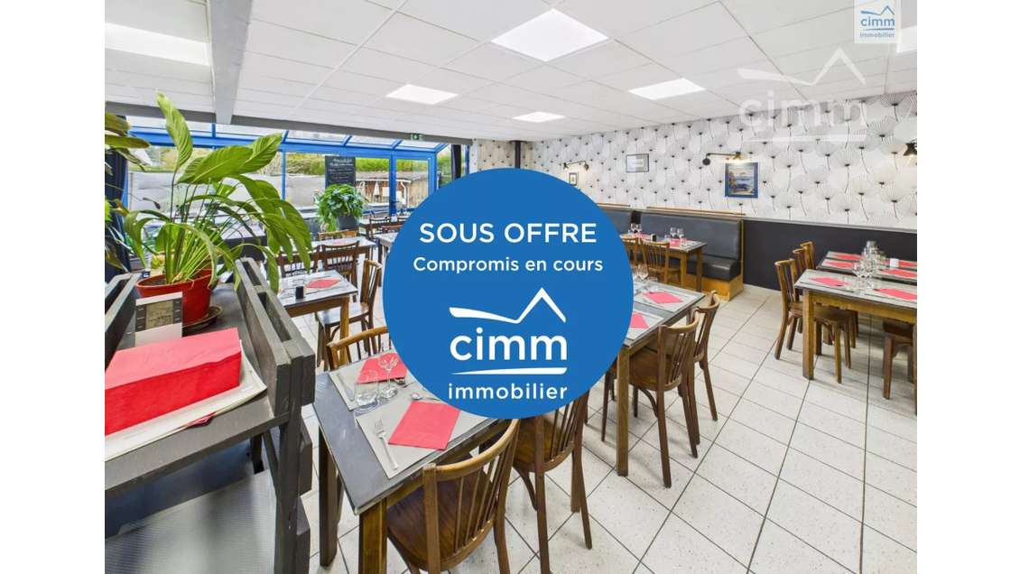 Vente fonds de bar restaurant à Bourg-Des-Comptes