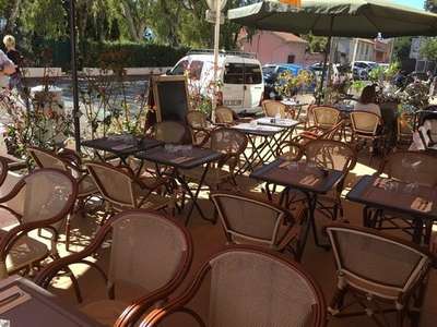 A vendre restaurant terrasse à Cannes la Bocca