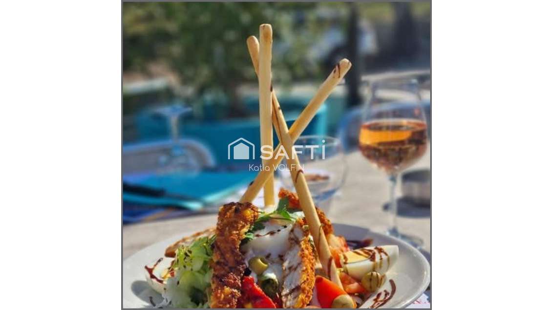 A vendre restaurant au coeur de Carnoux en Pce