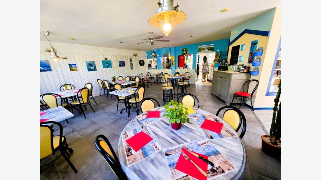 ILE D'OLÉRON (17) A Vendre Murs avec 2 logements 