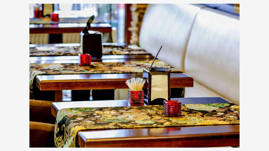 AV restaurant clef en main avec belle terrasse 92
