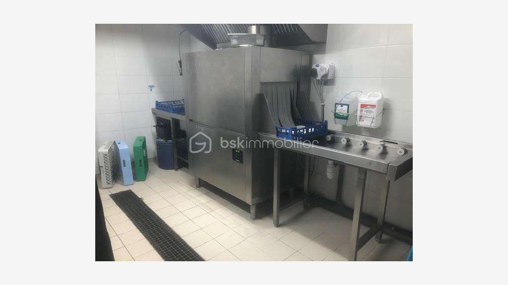 Vente restaurant sur 2 niveaux + extraction Clichy