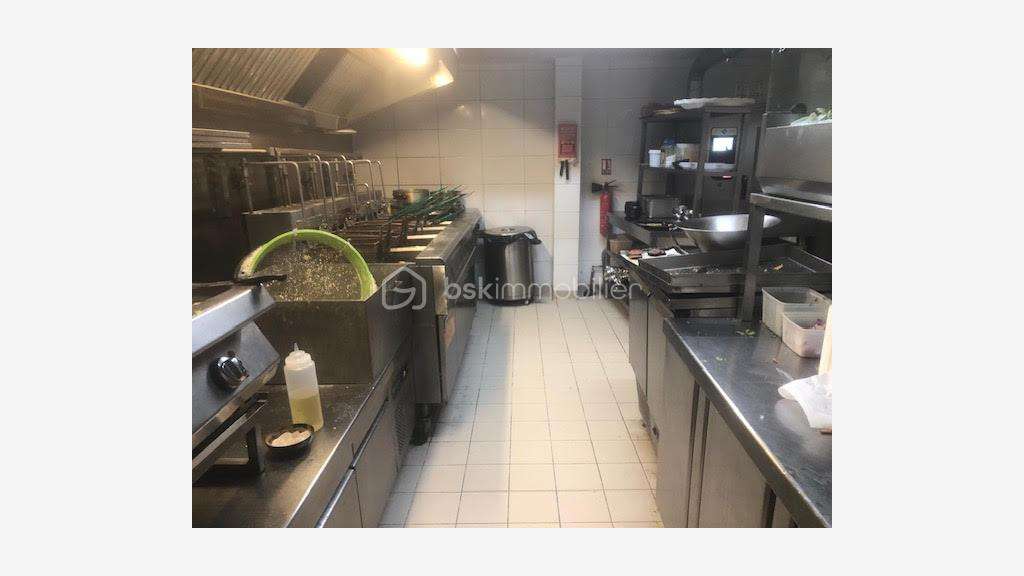 Vente restaurant sur 2 niveaux + extraction Clichy