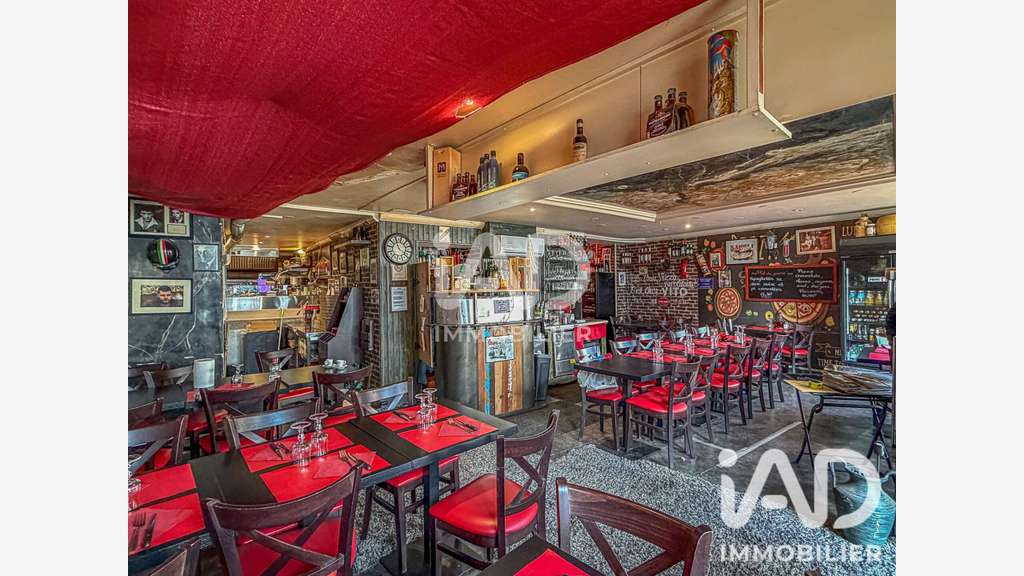 Vente restaurant épicerie au centre de Coulommiers